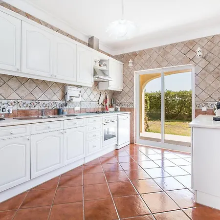 Casa Alegre By Algarve Golden Properties * Porches (Algarve)